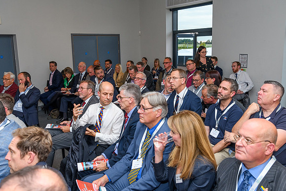 DHP-3Fox-GLDSN-Launch-Event22-2857