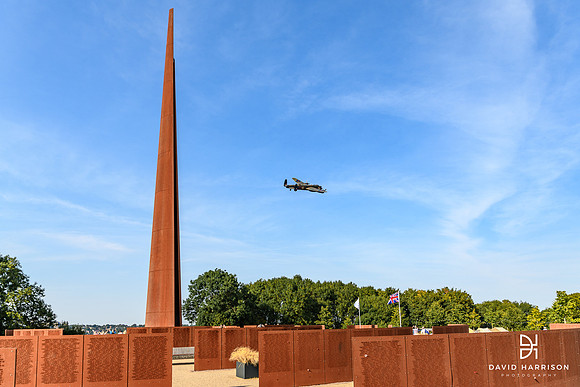 DHP-LINCOLN-BUSINESS-WALLART-1259