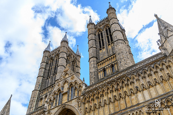 DHP-LINCOLN-BUSINESS-WALLART-9165