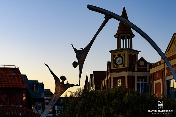 DHP-LINCOLN-BUSINESS-WALLART-8618