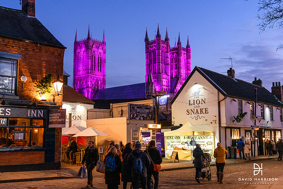 DHP-LINCOLN-BUSINESS-WALLART-8181